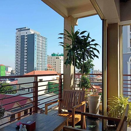 V N E Hotel Phnom-Penh Buitenkant foto