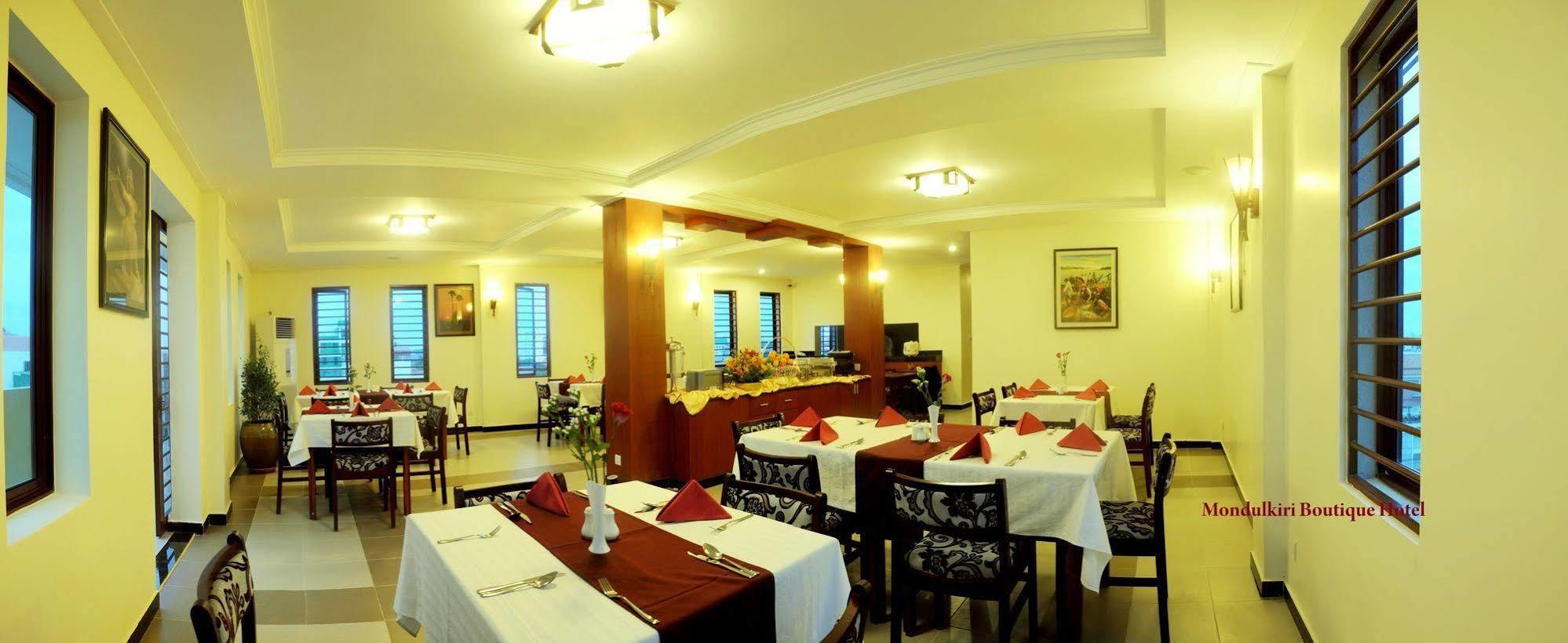 V N E Hotel Phnom-Penh Buitenkant foto
