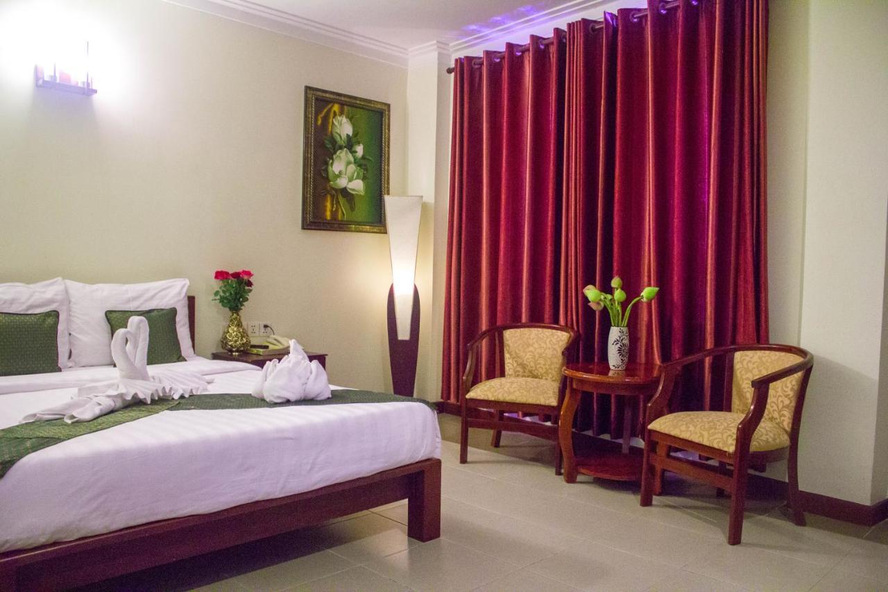 V N E Hotel Phnom-Penh Buitenkant foto