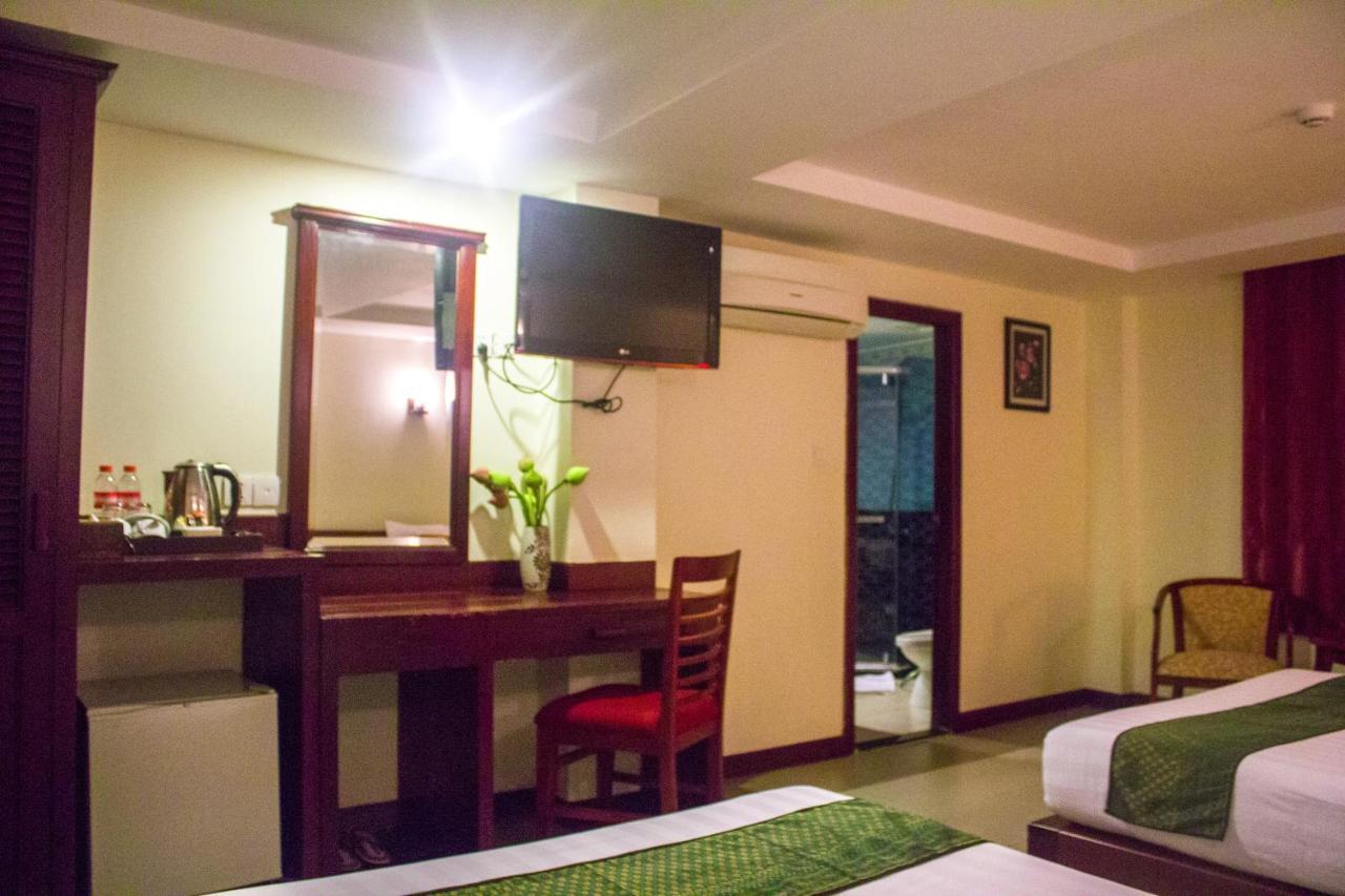 V N E Hotel Phnom-Penh Buitenkant foto